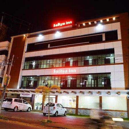 Sathya Inn Guruvāyūr Esterno foto