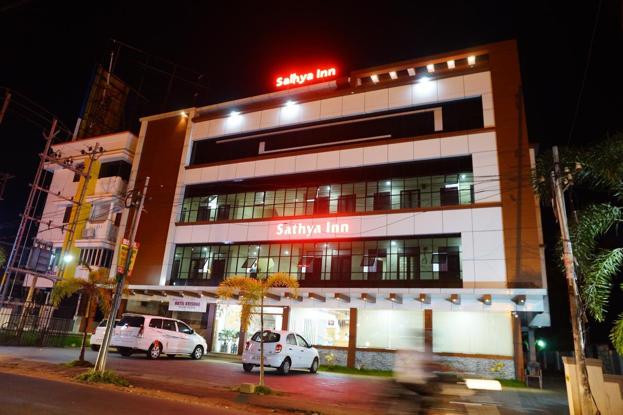 Sathya Inn Guruvāyūr Esterno foto