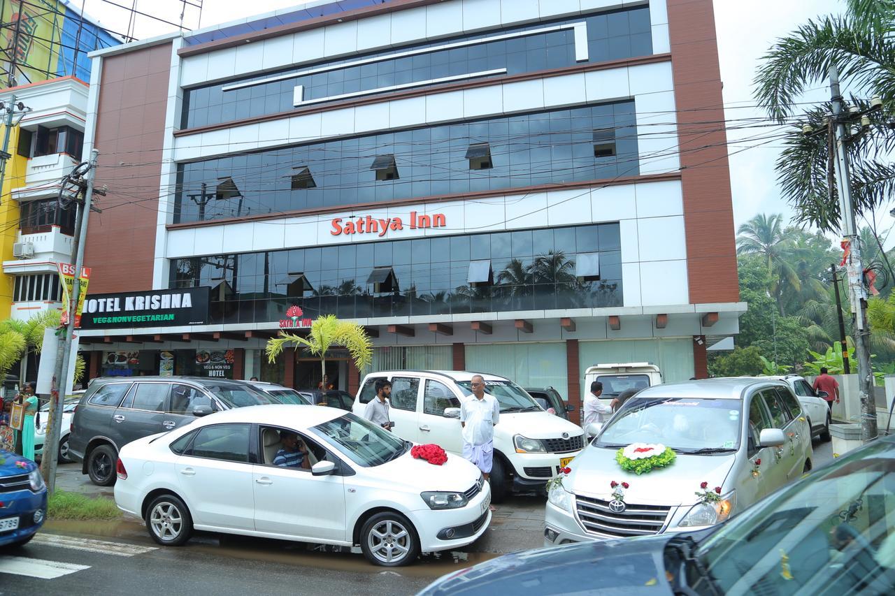 Sathya Inn Guruvāyūr Esterno foto