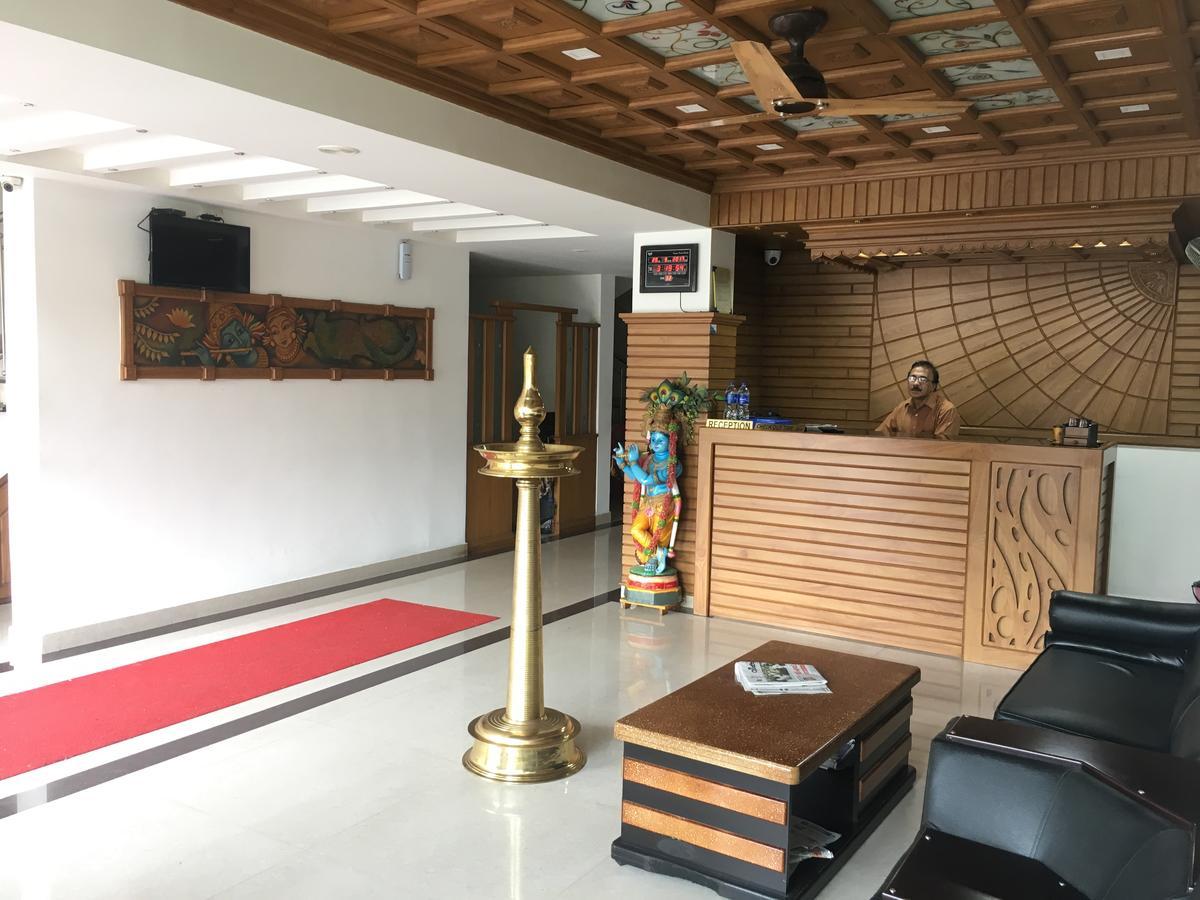Sathya Inn Guruvāyūr Esterno foto