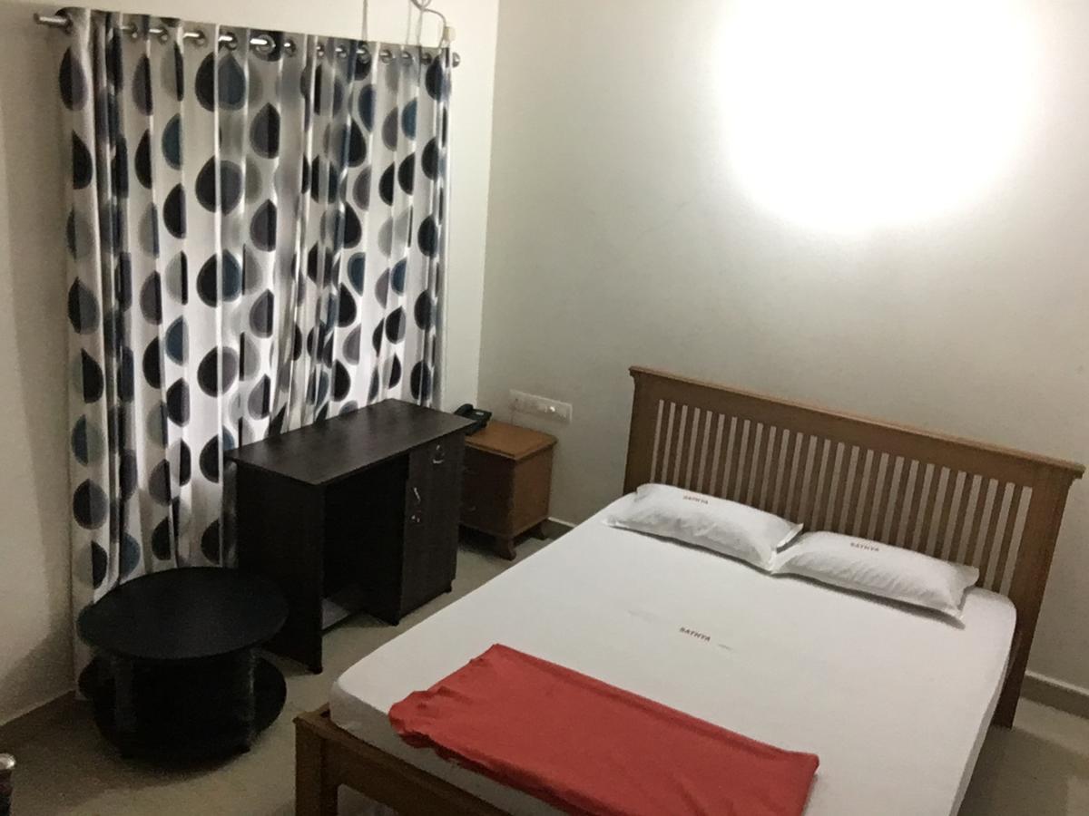 Sathya Inn Guruvāyūr Esterno foto